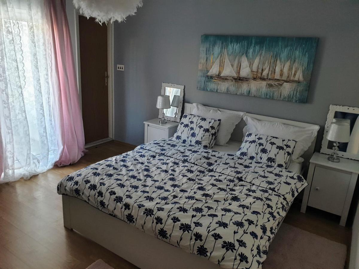 Apartments Mare Banjol Εξωτερικό φωτογραφία