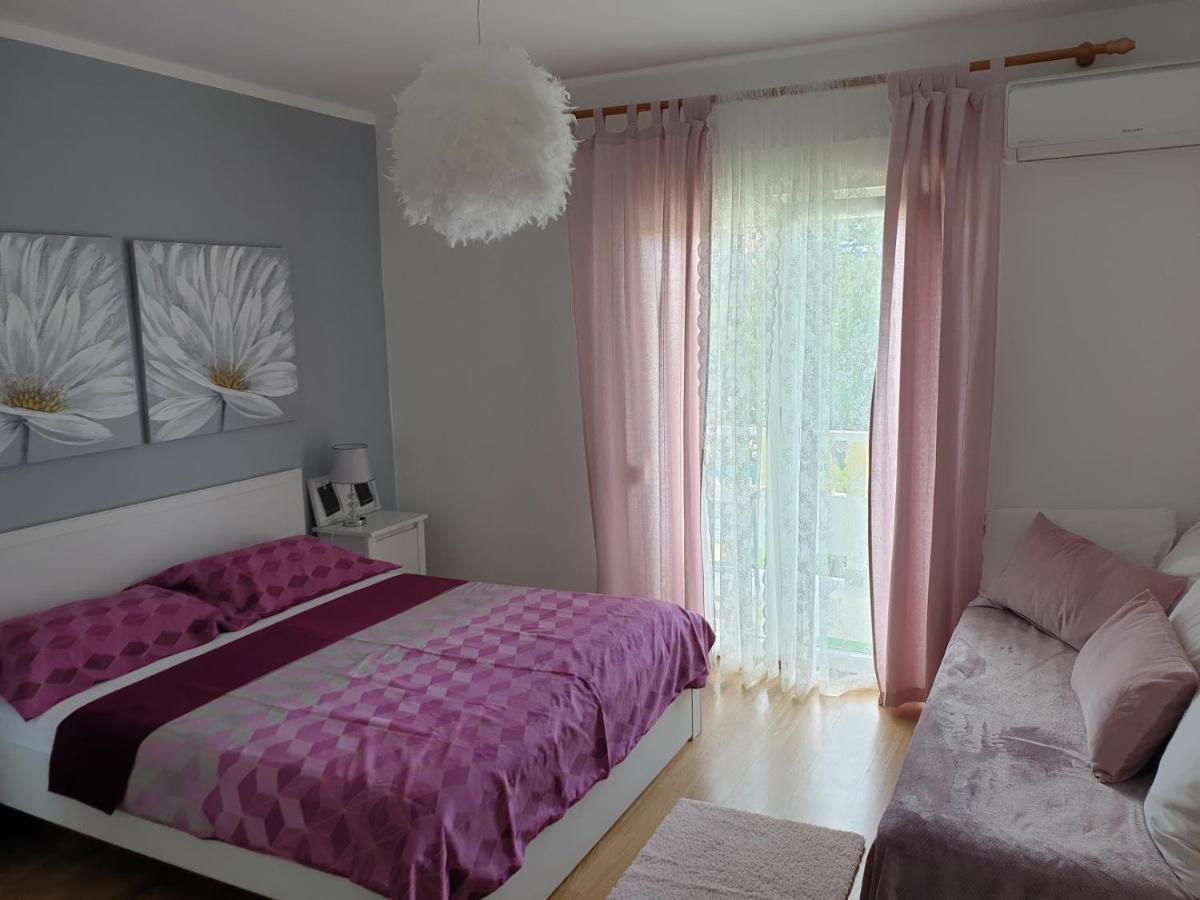 Apartments Mare Banjol Εξωτερικό φωτογραφία