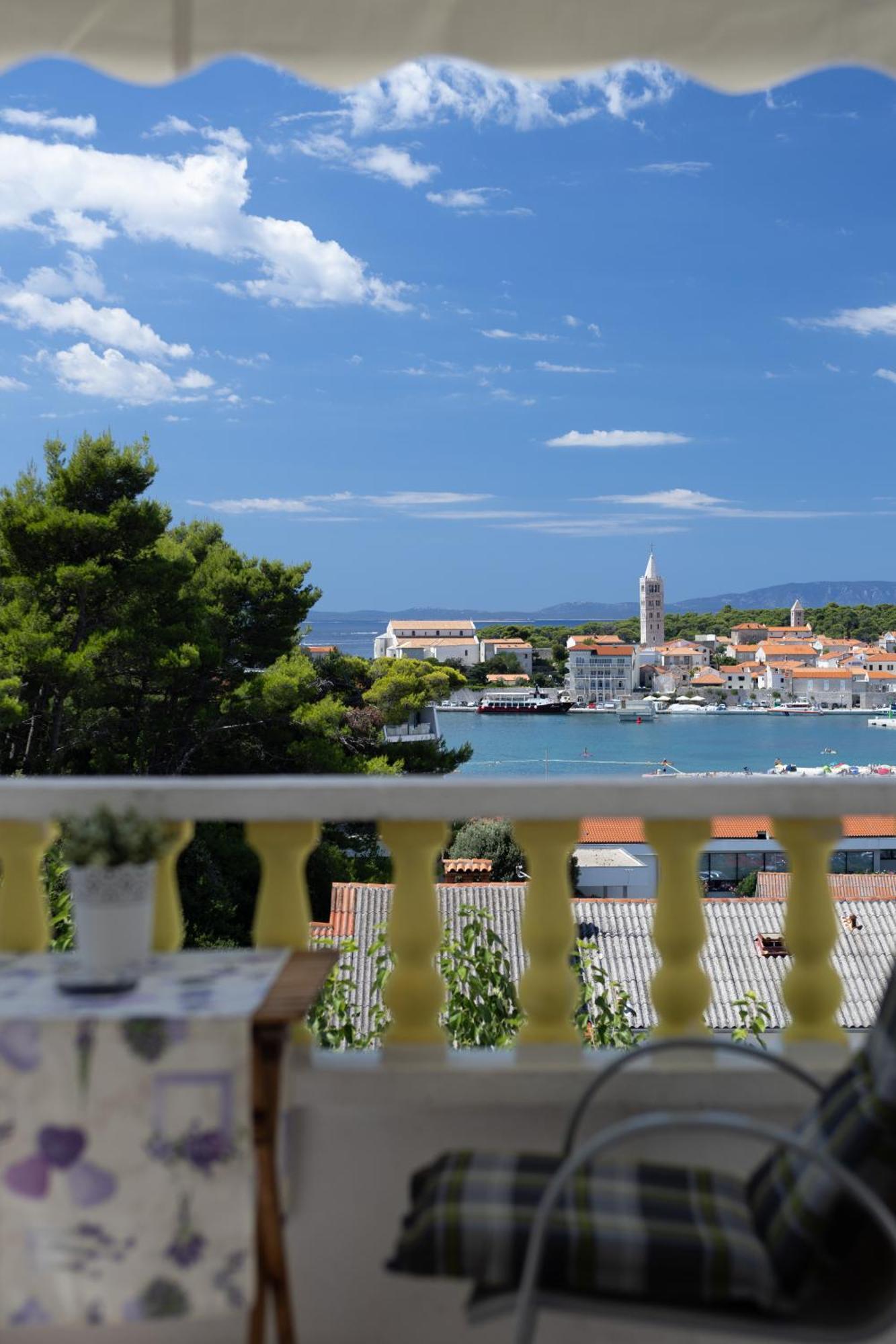 Apartments Mare Banjol Εξωτερικό φωτογραφία
